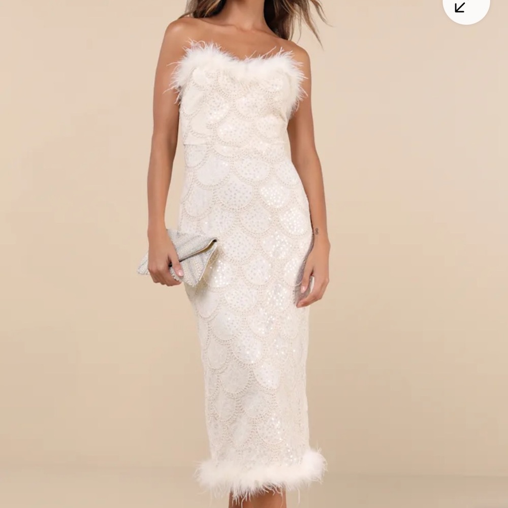 Lulu's Strapless White Feather Dress
